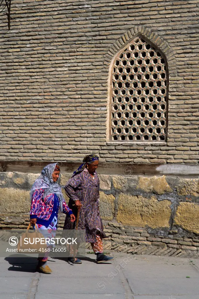 Uzbekistan, Bukhara, Old Town, Scene With Women
