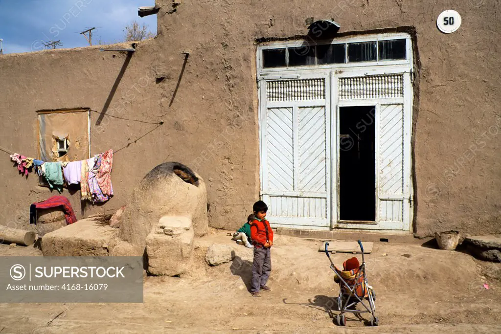 Uzbekistan, Khiva, Old Town, Streeet Scene, Children Playing