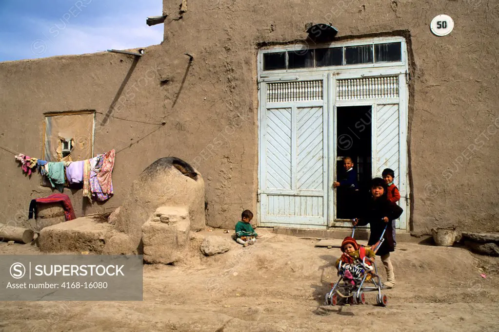 Uzbekistan, Khiva, Old Town, Streeet Scene, Children Playing