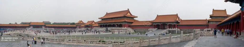 CHINA, BEIJING, FORBIDDEN CITY, PANORAMIC VIEW OF HALL OF SUPREME HARMONY, CROWDS