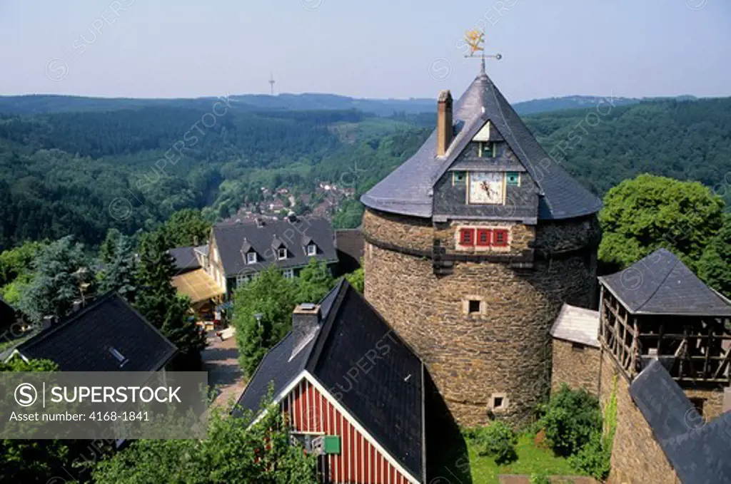 GERMANY, NEAR DUSSELDORF AND WUPPERTAL, BURG CASTLE, VIEW