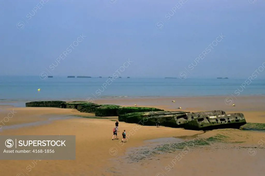 FRANCE, NORMANDY, ARROMANCHES, REMAINS OF ARTIFICIAL HARBOR