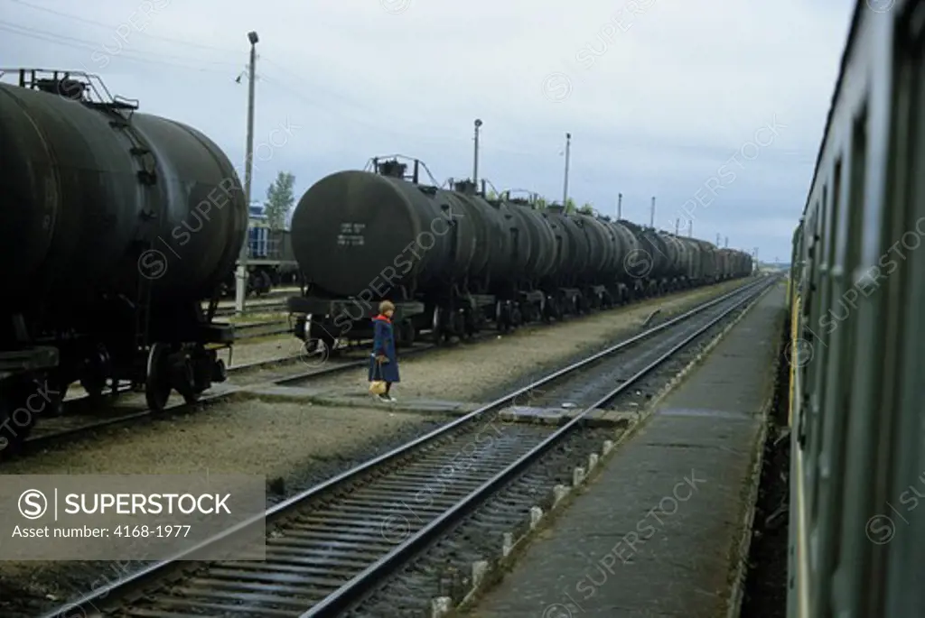 RUSSIA, TRANS-SIBERIAN RAILWAY, NEAR ULAN UDE, TRAIN STATION, FREIGHT TRAIN, TANKER CARS