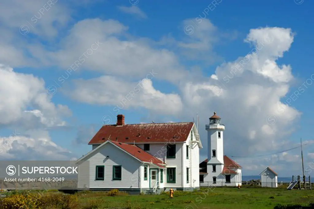 Usa, Washington State, Port Townsend, Fort Worden State Park, Point Wilson Lighthouse, Clouds