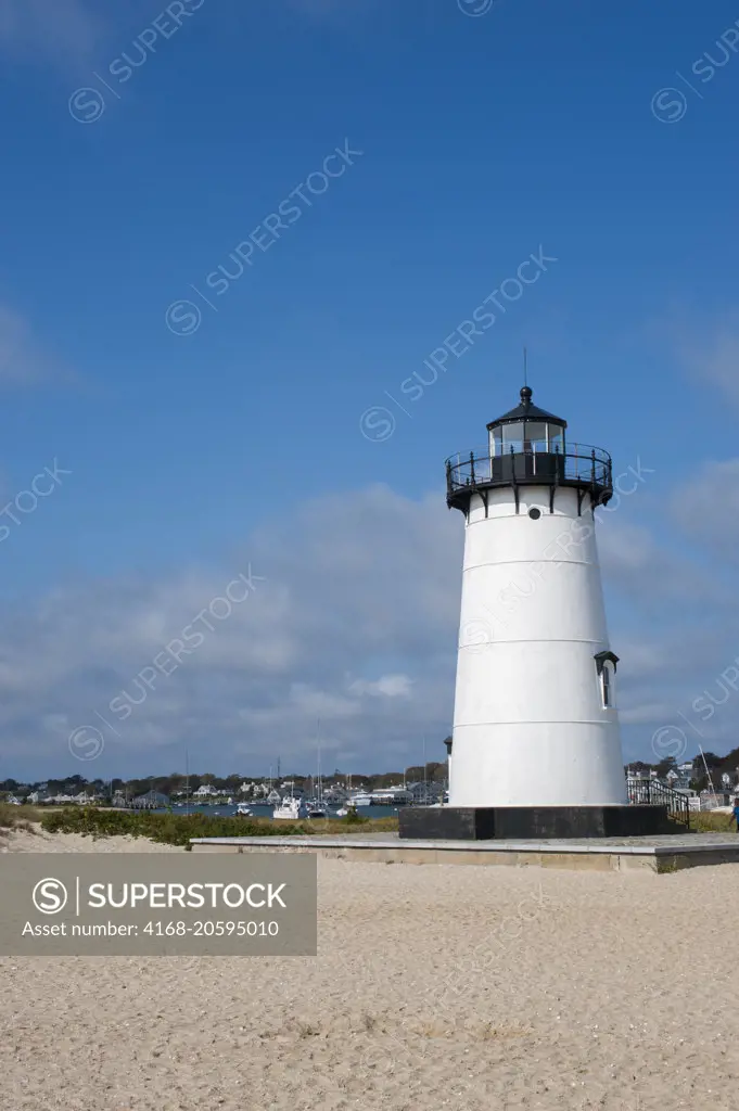 View of the Edgartown lighthouse in Edgartown on Marthaís Vineyard, Massachusetts, USA.