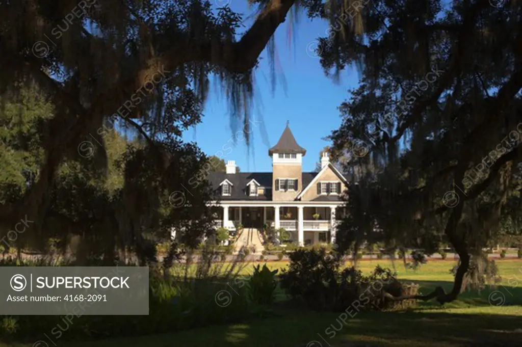 Usa, South Carolina, Near Charleston, Magnolia Plantation And Gardens, View Of Plantation House (Hdr Photo)