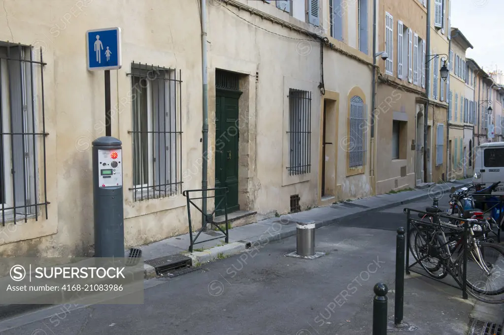 Automatic system to allow authorized vehicles access to a pedestrian zone in the city of Aix-en-Provence in the Provence, France.