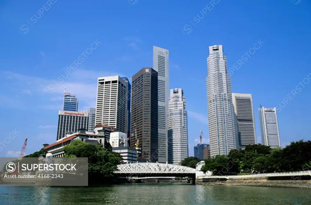 Singapore, Merlion Park, Anderson Bridge And Skyline