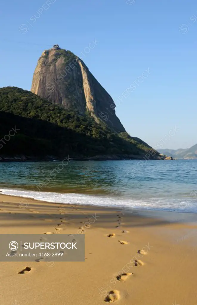 Brazil, Rio De Janeiro, Vermelha Beach, View Of Sugarloaf Mountain, Footprints