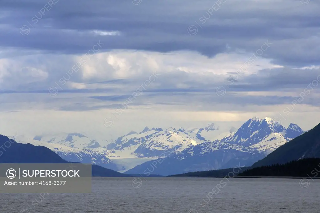 Usa,Alaska,Glacier Bay Np, View Into Bay