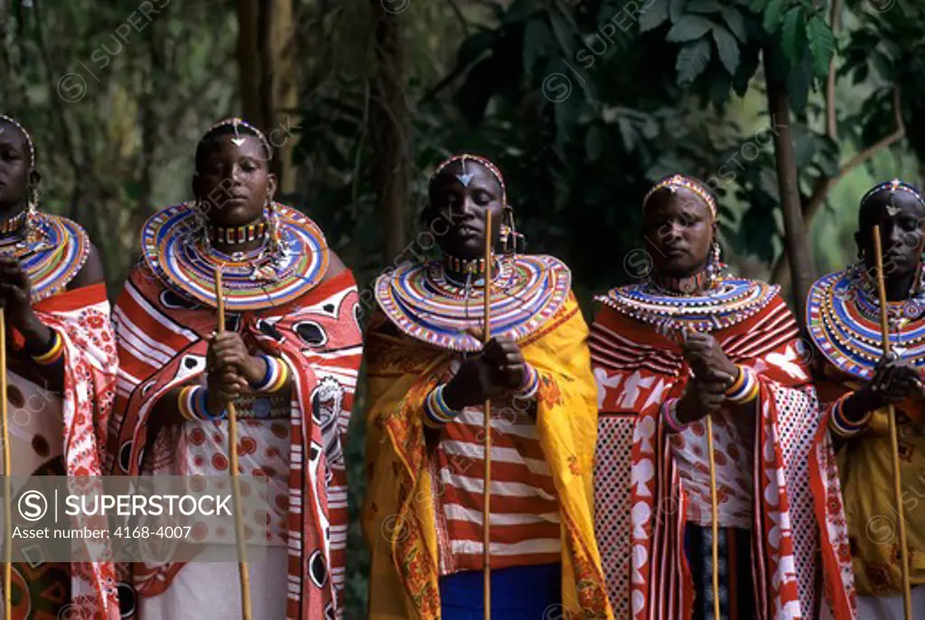 Kenya, Amboseli, Masai Dancers, Women