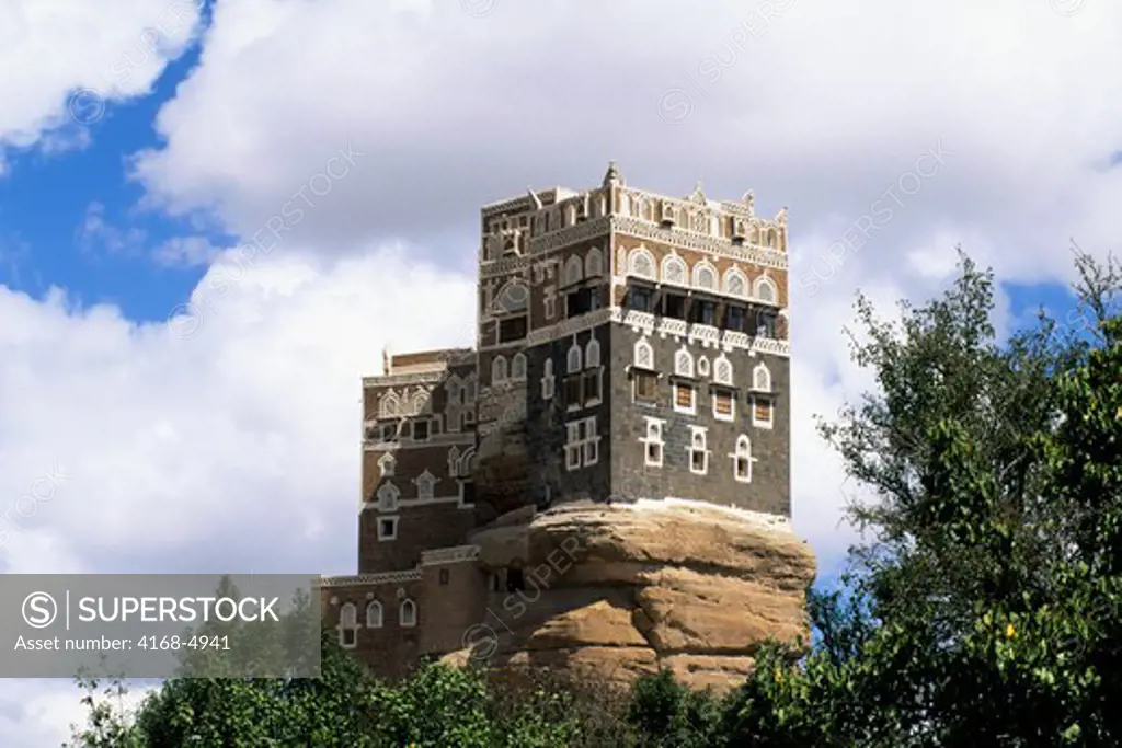 Yemen, Near Sana'a, Asir Mountains, Wadi Dhahr, Rock Palace
