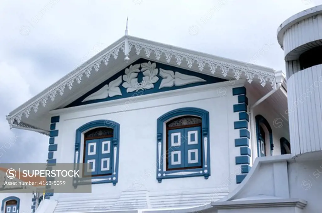 maldives, male, friday mosque (hukuru miski), shrine of abul barakath yousuf al-barbari