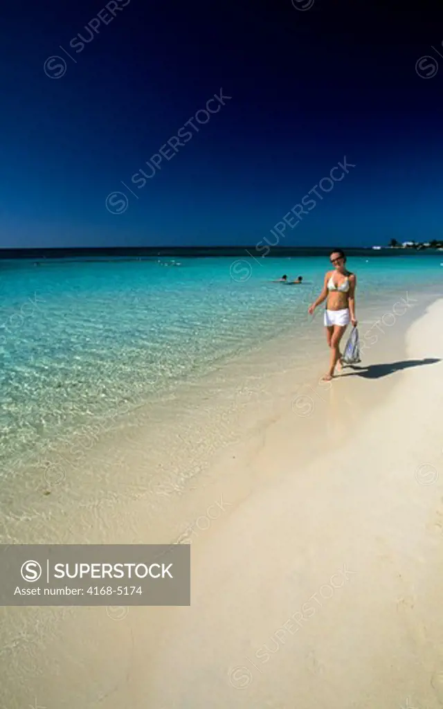 honduras, bay islands, roatan island, tabyana beach, tourist