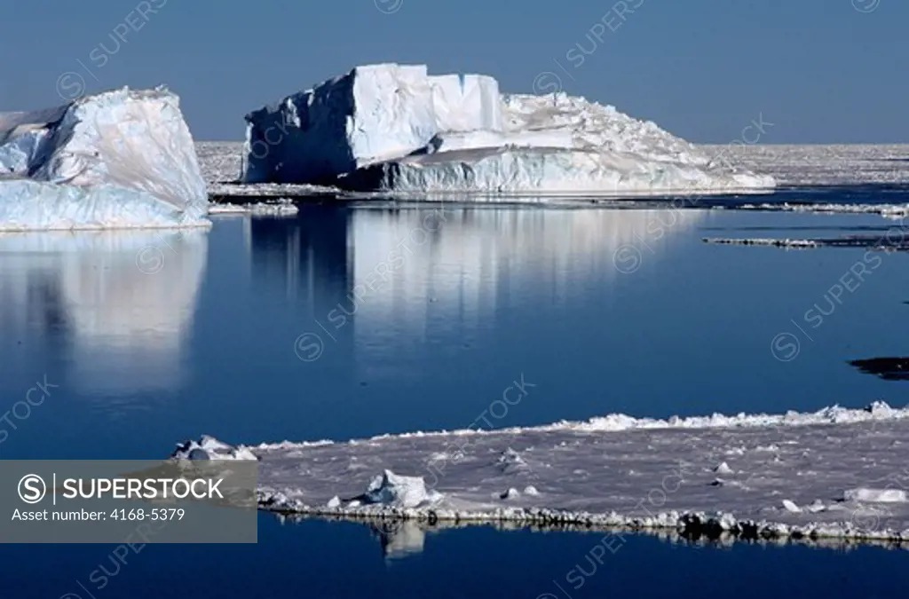 antarctica, weddell sea, polynya (open water) in pack ice, icebergs