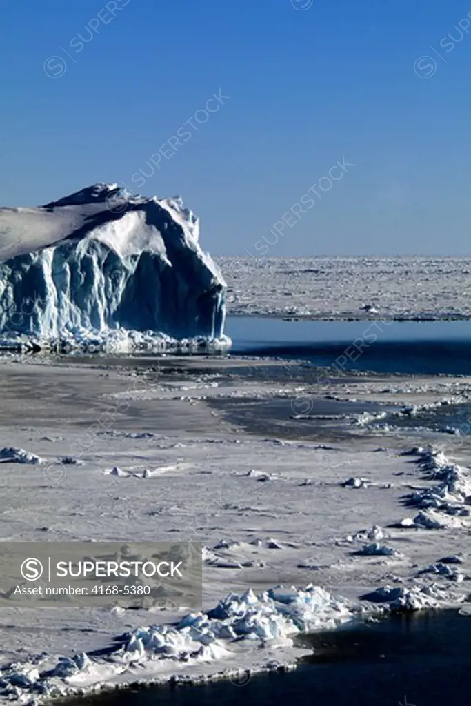 antarctica, weddell sea, polynya (open water) in pack ice, icebergs