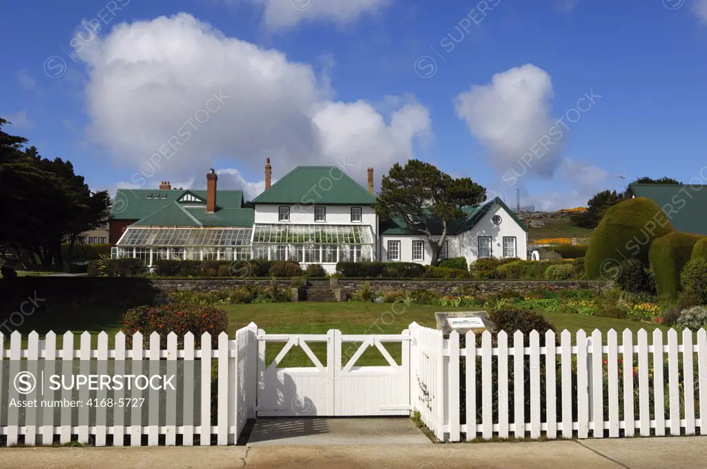 FALKLAND ISLANDS, PORT STANLEY, HOUSE AND GARDEN OF GOVENOR