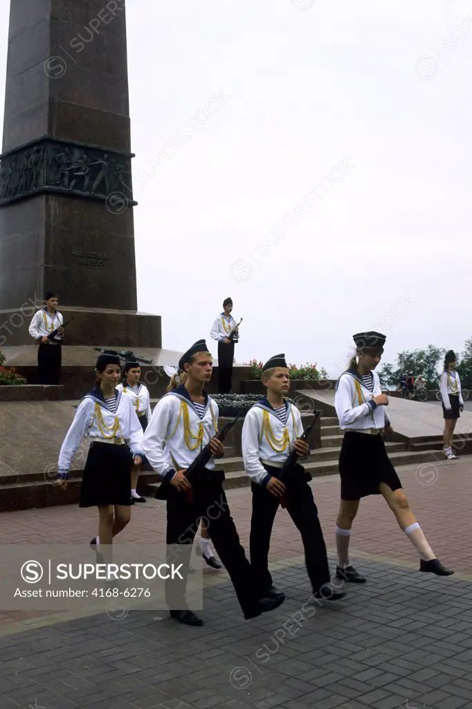 UKRAINE, ODESA, SHEVCHENKO PARK, WWII WAR MEMORIAL, YOUTH HONOR GUARD