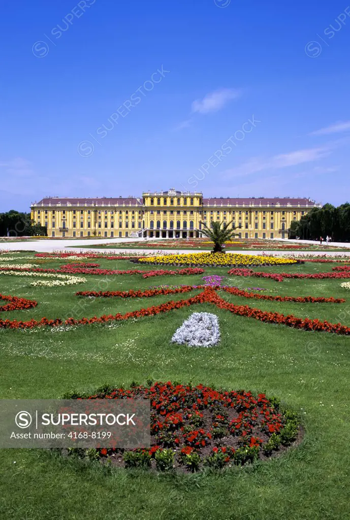 Austria, Vienna, Schoenbrunn Palace with flowers in foreground