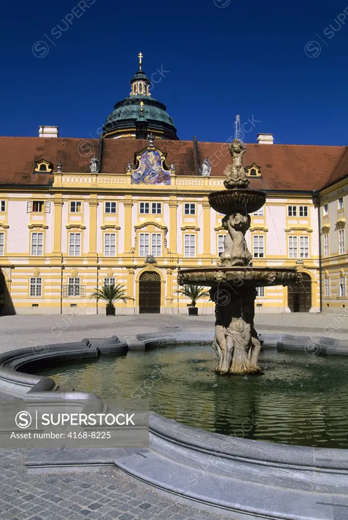 Austria, Melk, Melk Abbey inner courtyard with fountain