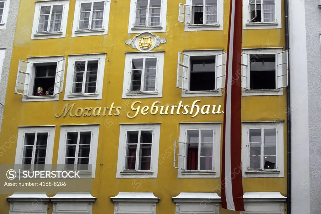 Austria, Salzburg, Getreidegasse, House at no. 9 where Wolfgang Amadeus Mozart was born