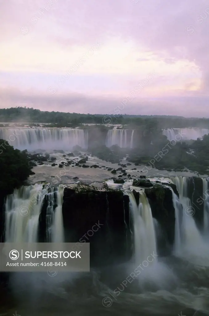 Brazil, Iguassu Falls at early morning