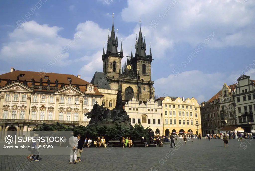 Czech Republic, Prague, Old Town Square (Staromestske Namesti), John Huss Memorial & Tyn Church