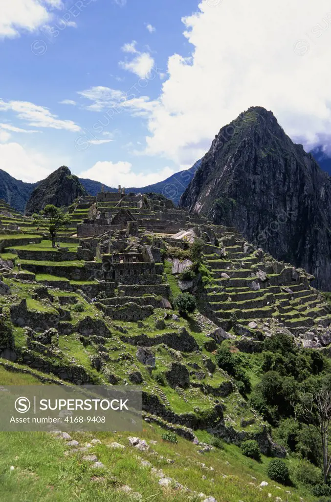 Peru, Sacred Valley, Machu Picchu With Huayna Picchu In Background