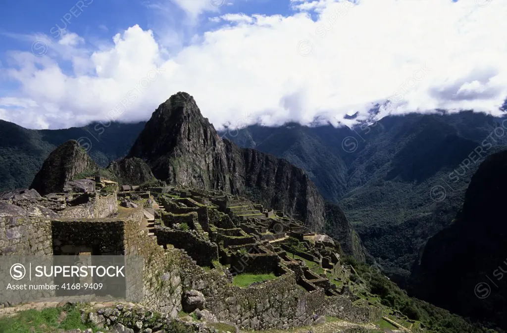 Peru, Sacred Valley, Machu Picchu With Huayna Picchu In Background, Entrance