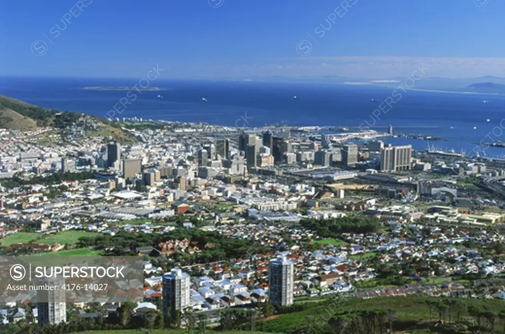 Overview of Cape Town and Table Bay from Table Mountain
