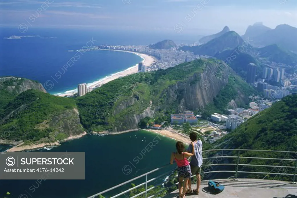 Couple on Sugar Loaf above Rio de Janeiro