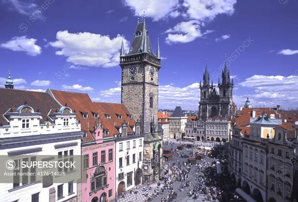 CZECH REPUBLIC PRAGUE OLD TOWN SQUARE OLD TOWN HALL AND TYN CHURCH