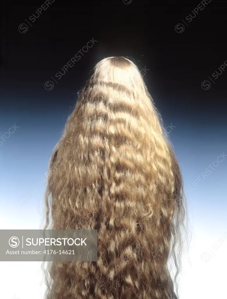 WOMAN WITH LONG BLONDE HAIR