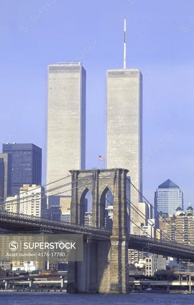 USA NEW YORK CITY LOWER MANHATTAN BROOKLYN BRIDGE WORLD TRADE CENTER