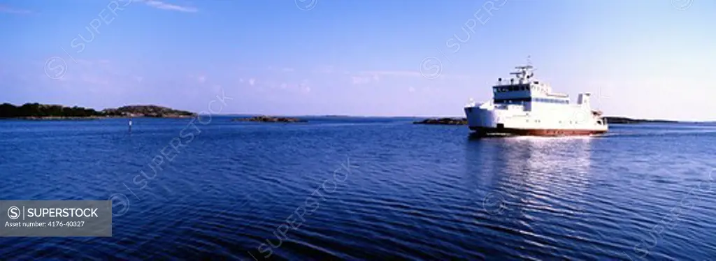 Ferry in the land archipelago