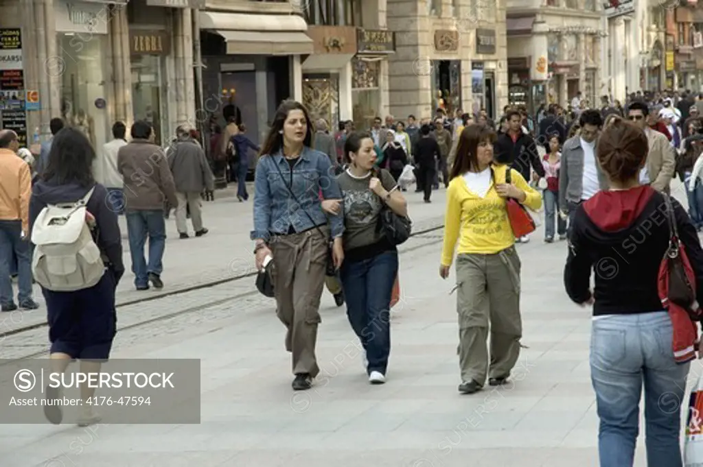 Istiklal Caddesi, shopping street in Istanbul 2006