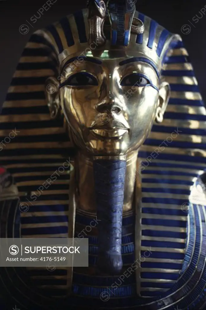 Burial mask of King Tutankhamon