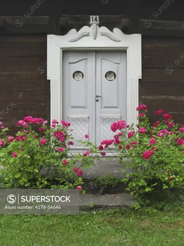 Old door, Klintehamn, Gotland