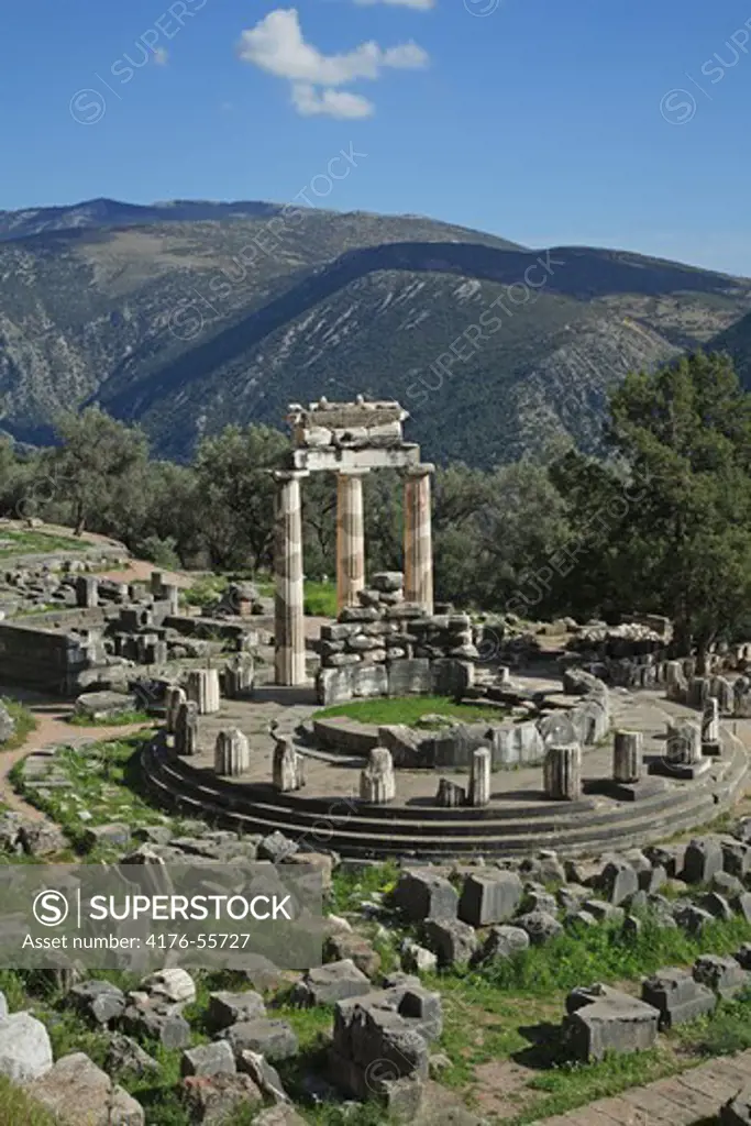 Temple of Tholos, Sanctuary of Athena Pronaia