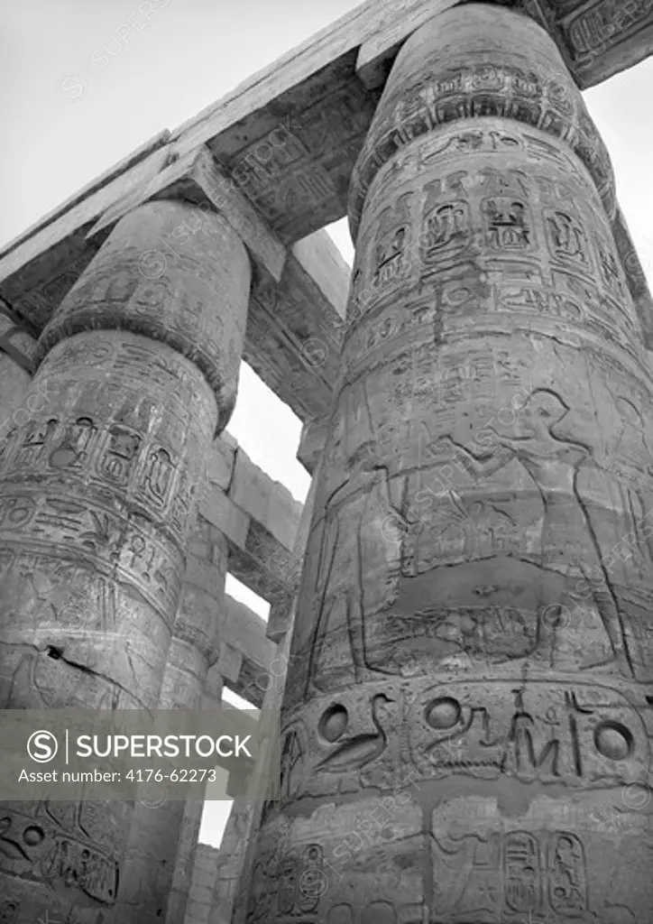 Detail of the great hypostylhall in the The Amun temple of Luxor/Karnak in Egypt (Egypten)