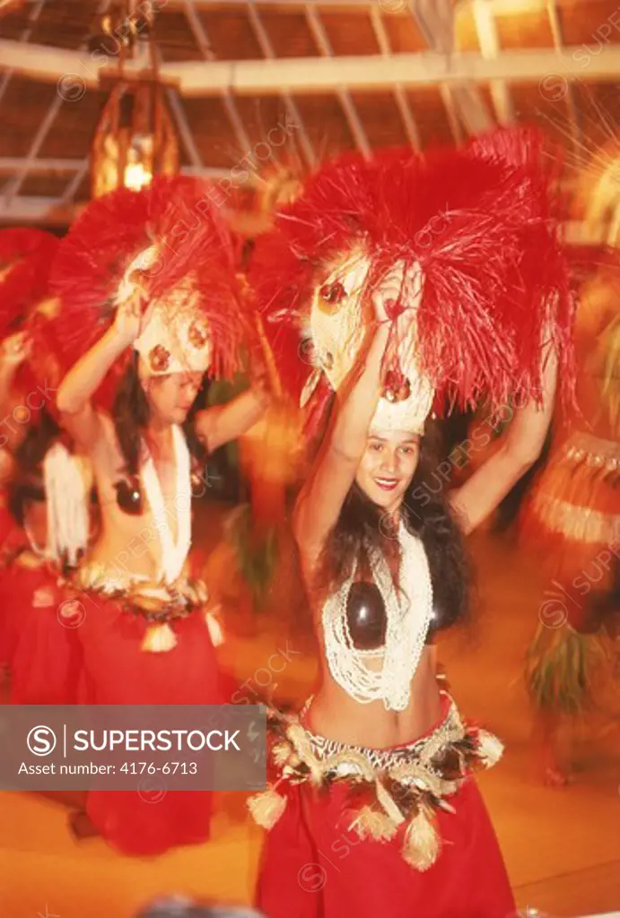 Cook Islanders performing traditional Polynesian dances
