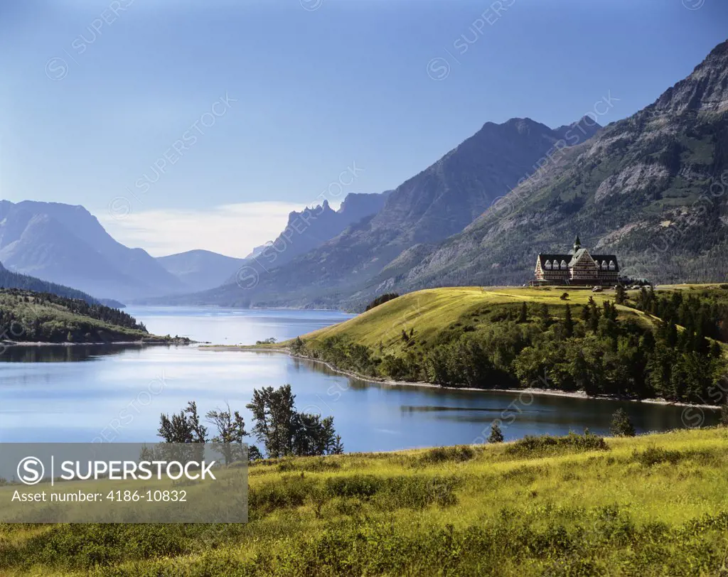 Prince Of Wales Hotel Waterton Lakes National Park Canada 