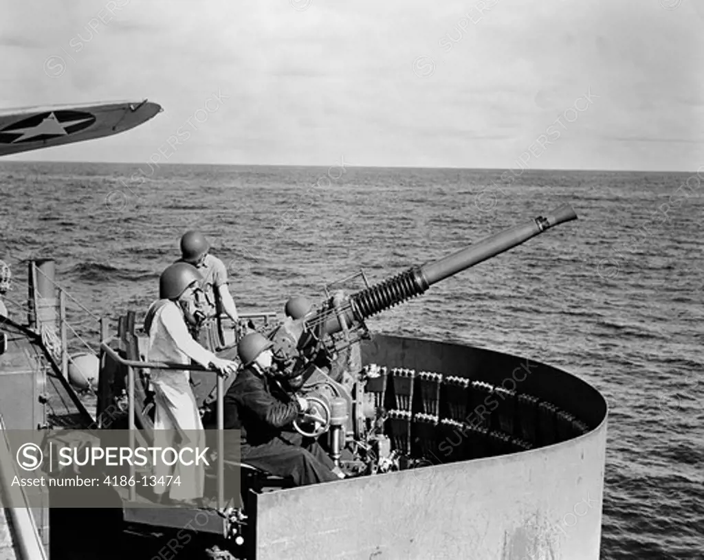 1940S World War Ii Bofors Anti-Aircraft Gun Crew On Us Navy Aircraft Carrier