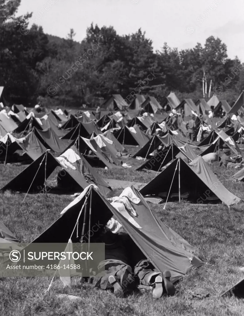 1940S World War Ii Soldier Pup Tents