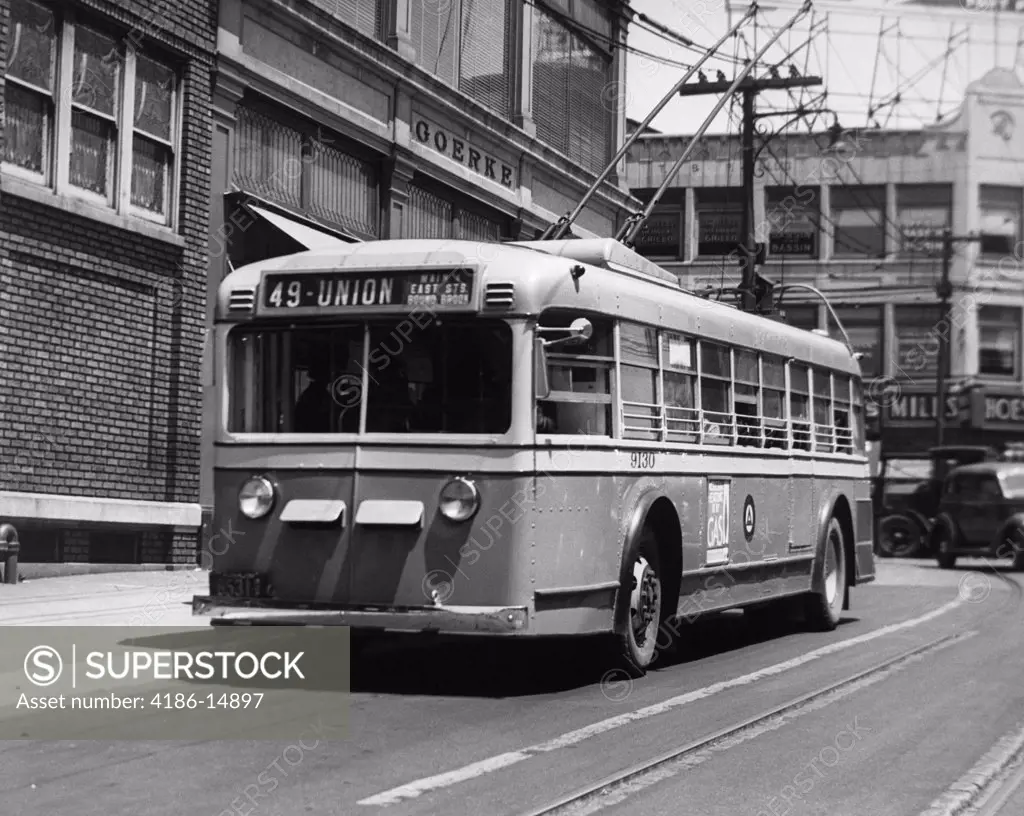 1930S 1940S All Service Vehicle Operates As Trackless Trolley Electric Bus Or Gasoline Bus Public Transportation Elizabeth New Jersey Usa