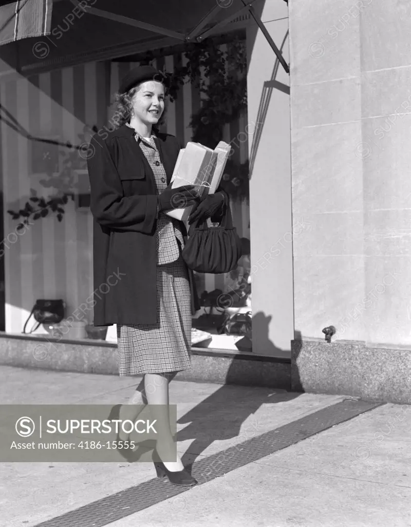 1940S Woman Lady High Heels Window Shopping