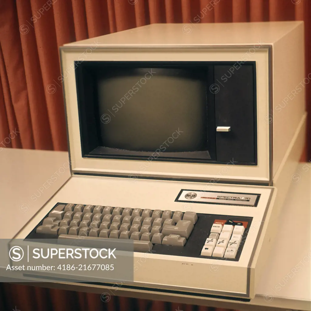 1960s 1970s COMPUTER TERMINAL RCA SPECTRA 70 VIDEO DATA TERMINAL COMPUTERS APPLIANCES TECHNOLOGY