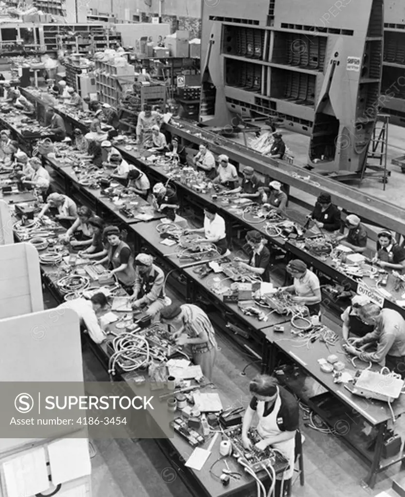 Wiring Airplane Controls Douglas Aircraft Assembly Line 1940S Women Wartime Workers Wwii Factory Woman World War 2 Ii