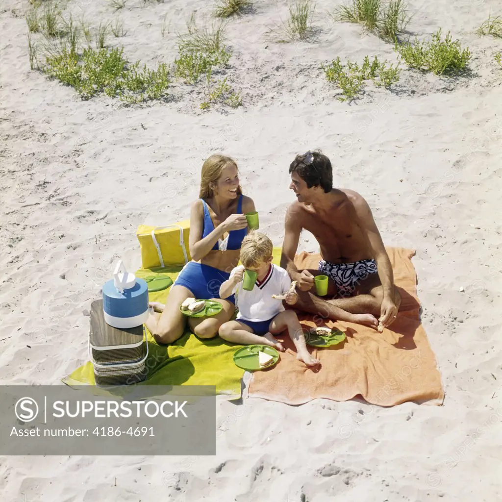 1970S Family Man Father Woman Mother Boy Son Picnic On Beach Ocean City New Jersey Usa