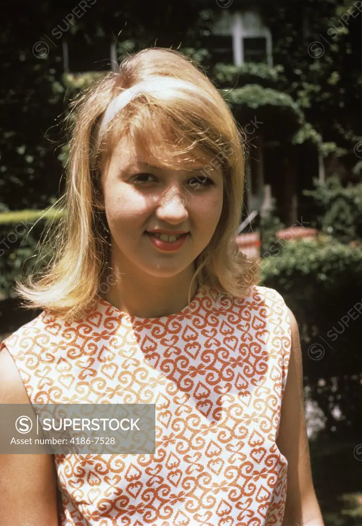 1950S Portrait Of Teenage Girl Outdoors